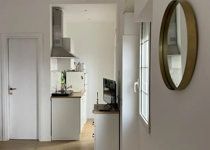 Alma - Vatican Apartment